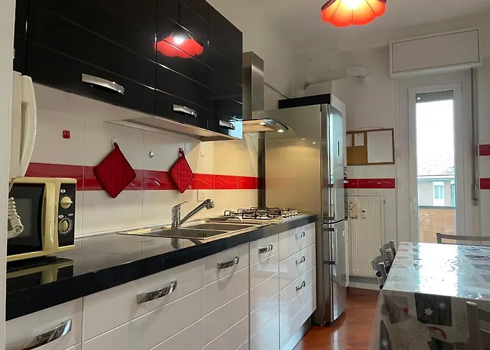 Adriano Metro & Comfort Suites - Affitti Brevi Italia
